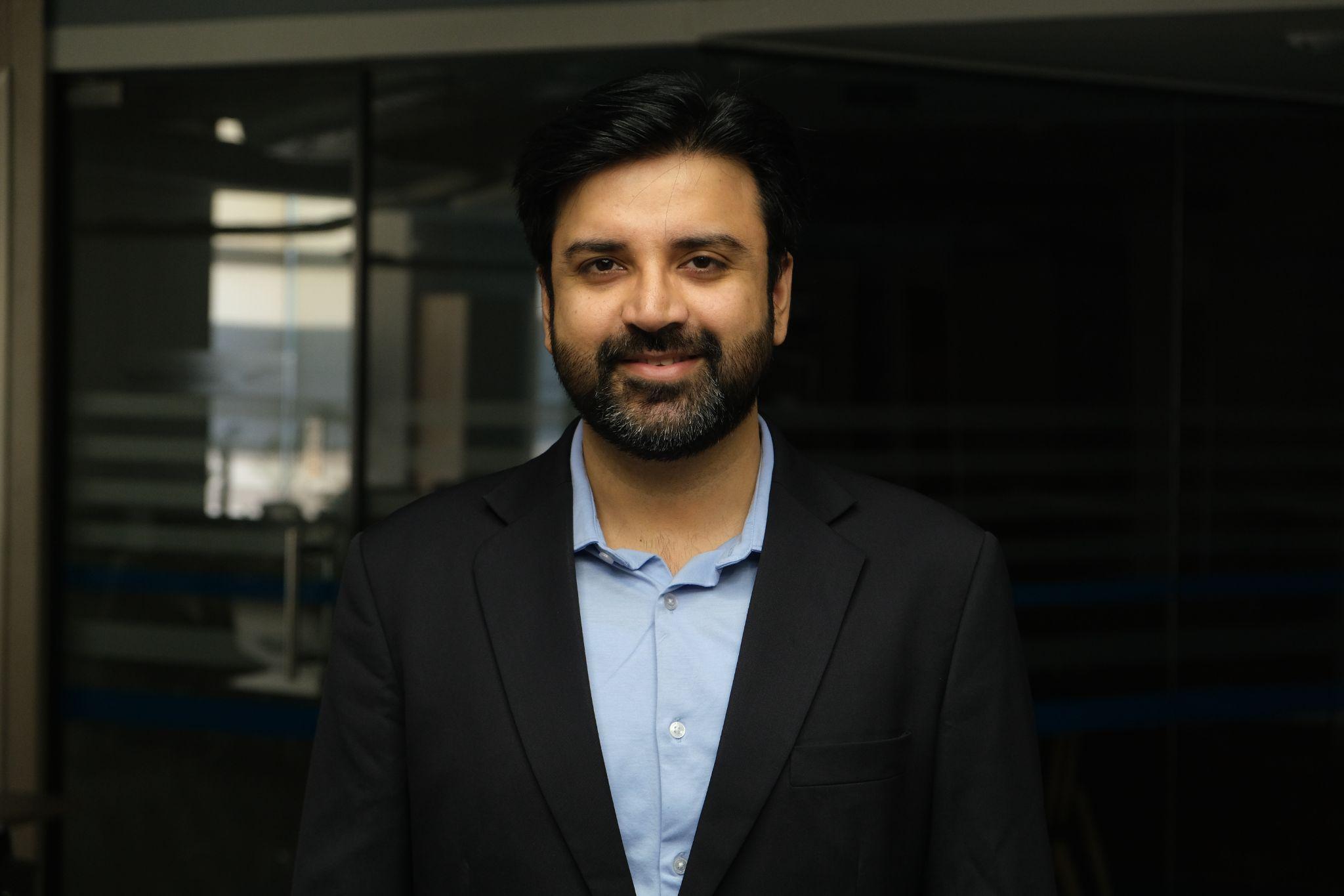 Dr Pushp Bajaj